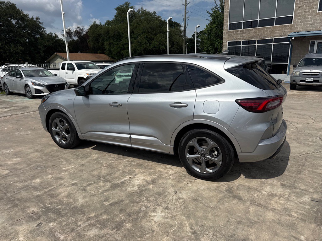 2024 Ford Escape Image 8