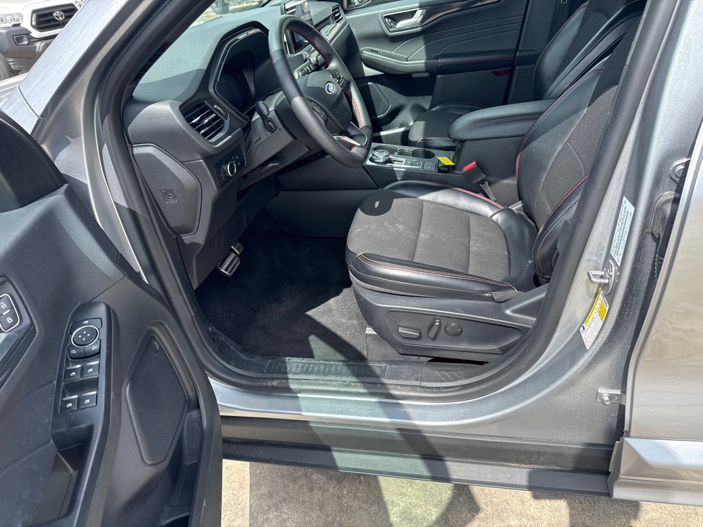 2024 Ford Escape Image 13
