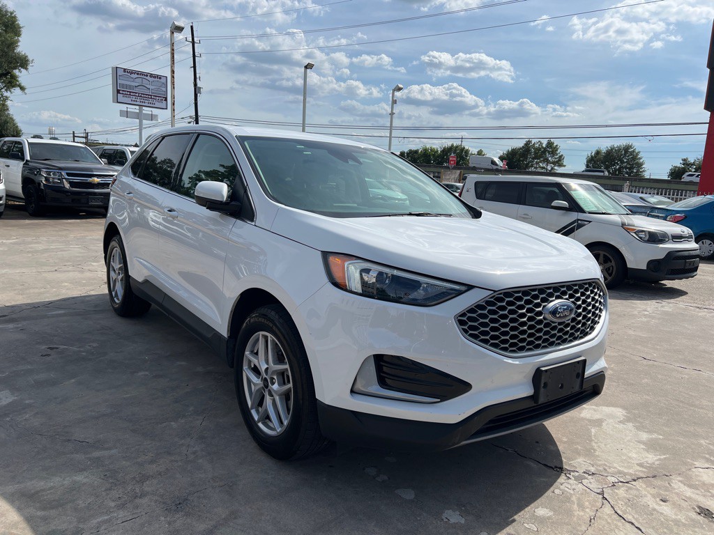 2024 Ford Edge Image 3