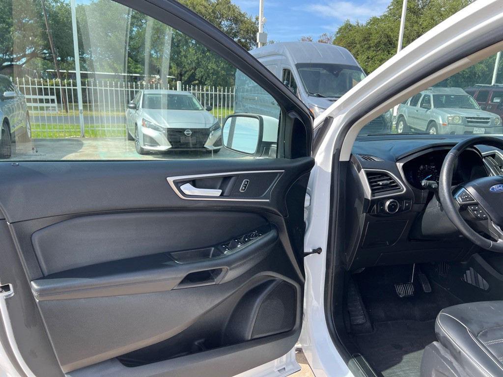 2024 Ford Edge Image 12
