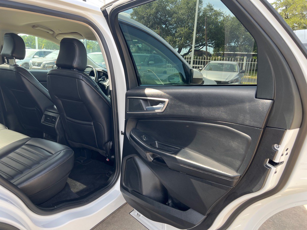 2024 Ford Edge Image 17