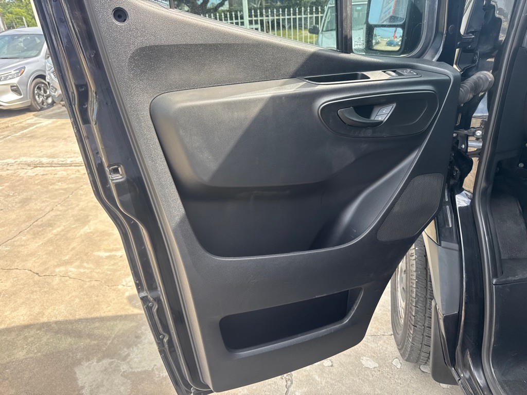 2019 Mercedes-Benz Sprinter Image 10
