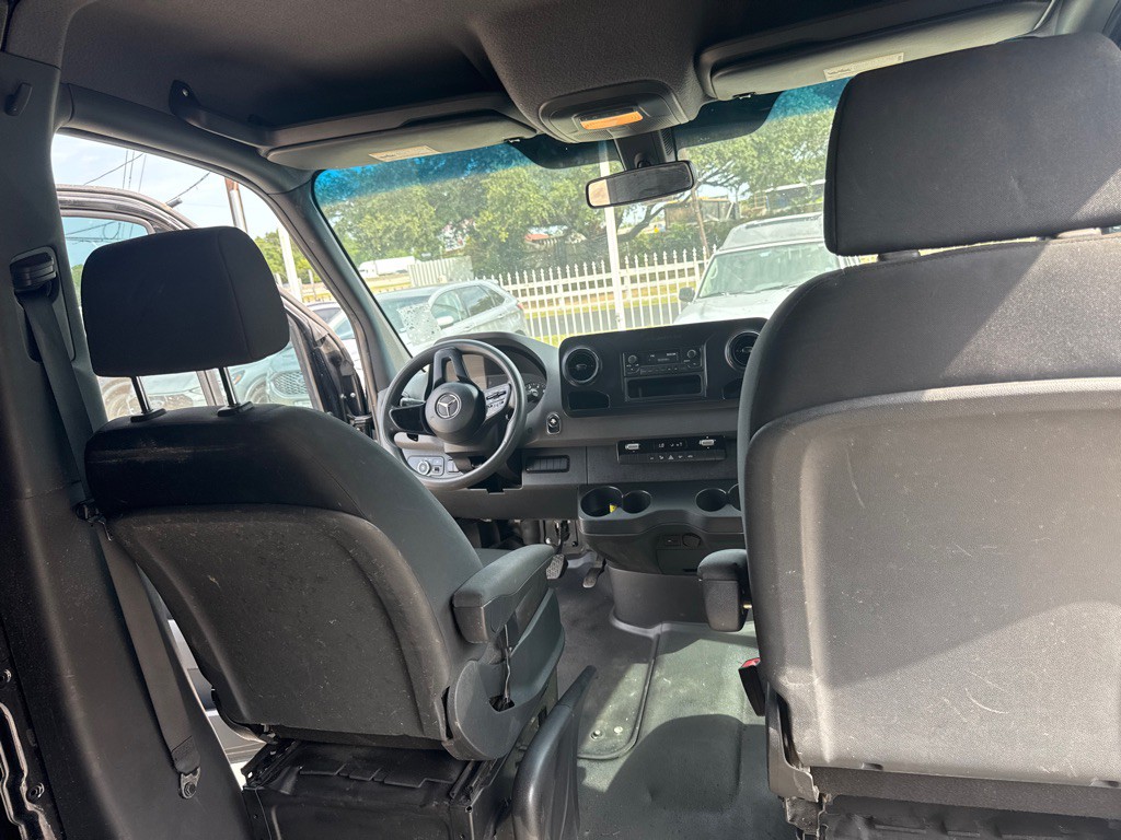 2019 Mercedes-Benz Sprinter Image 15