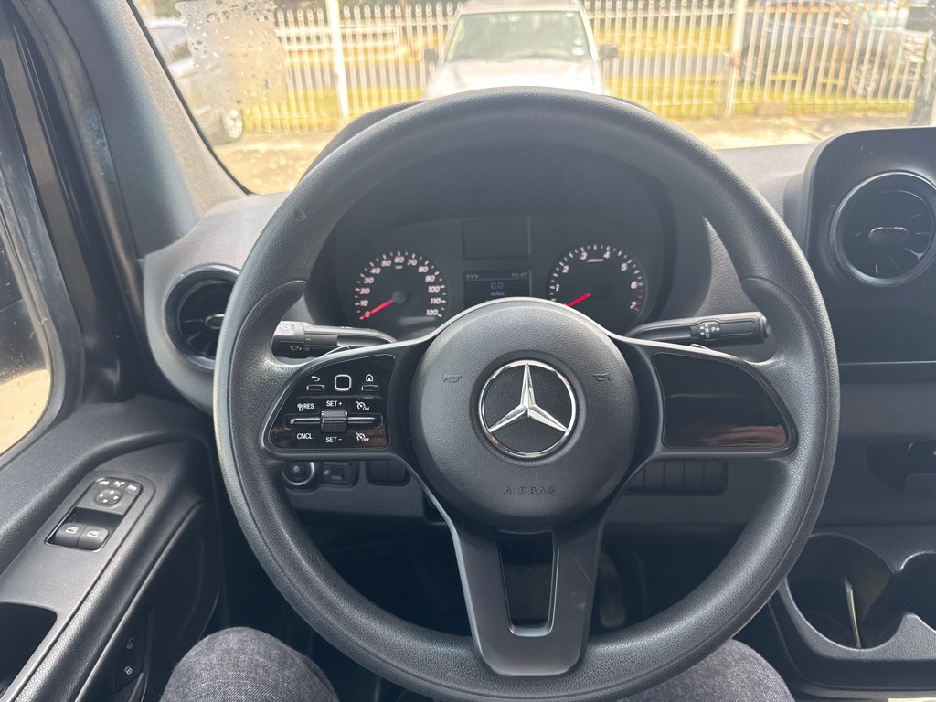 2019 Mercedes-Benz Sprinter Image 24