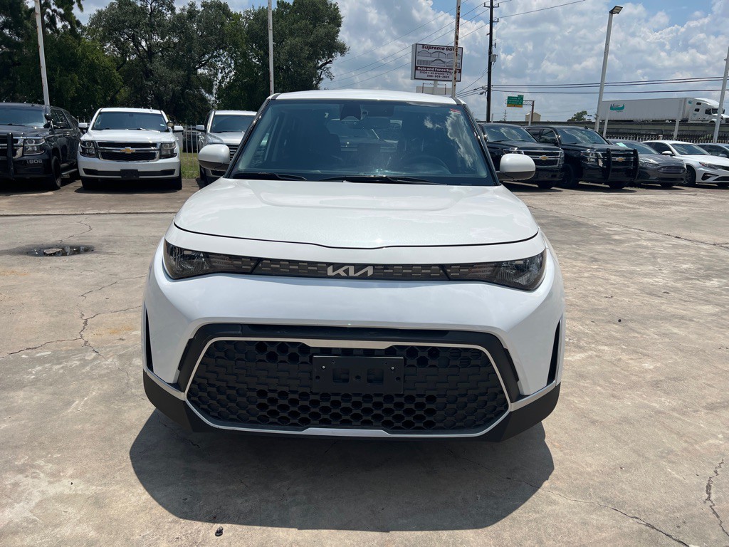 2023 Kia Soul Image 2