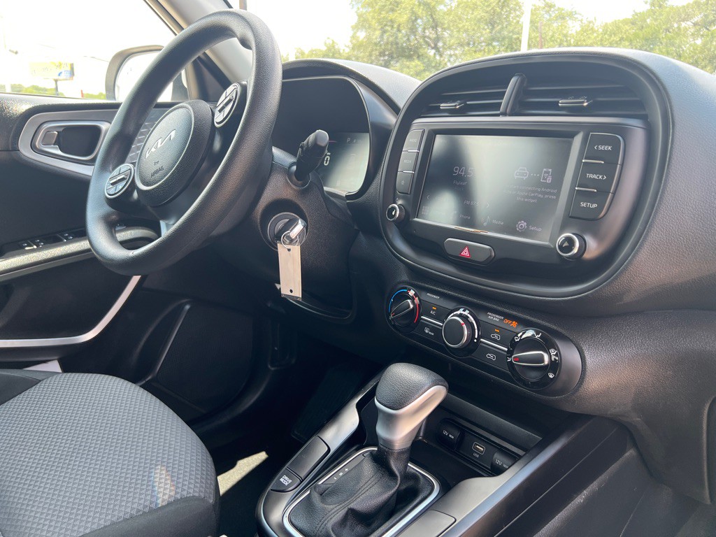 2023 Kia Soul Image 20