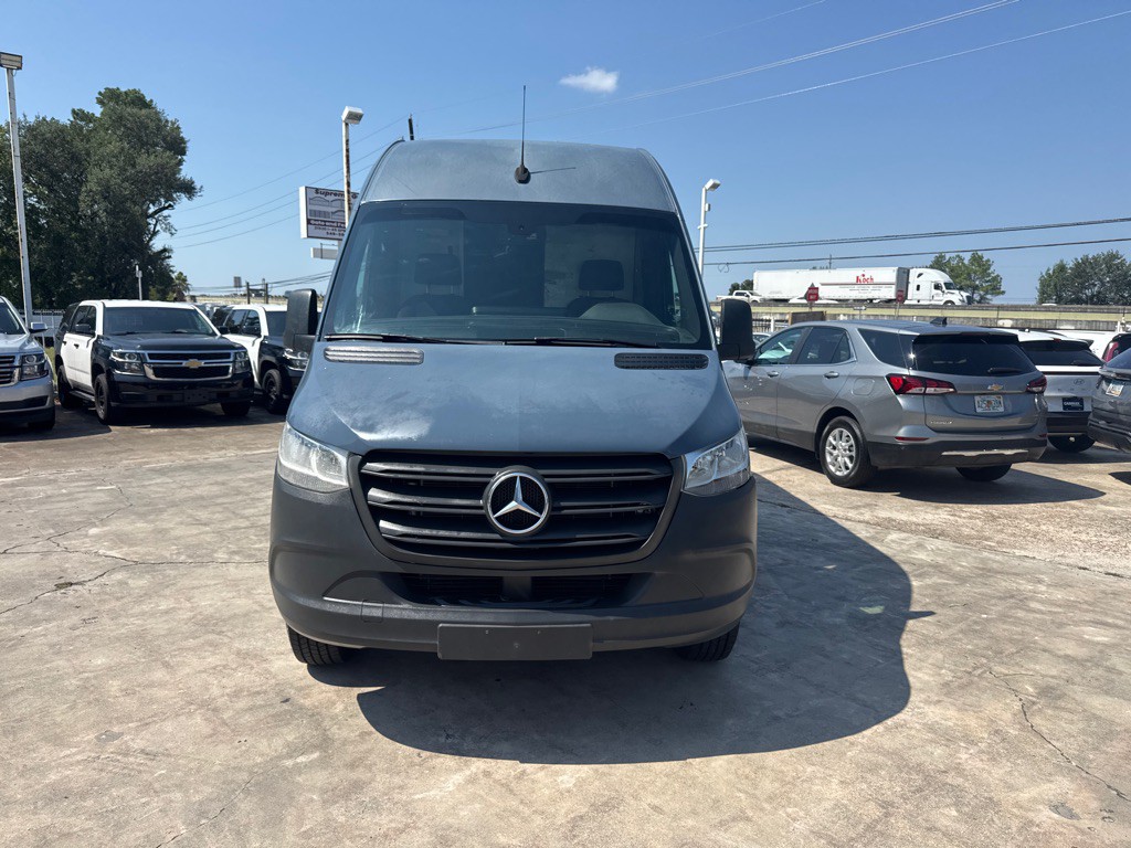 2019 Mercedes-Benz Sprinter Image 2