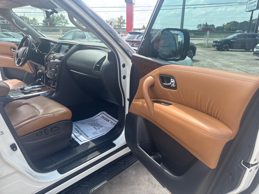 2018 Nissan Armada Image 17