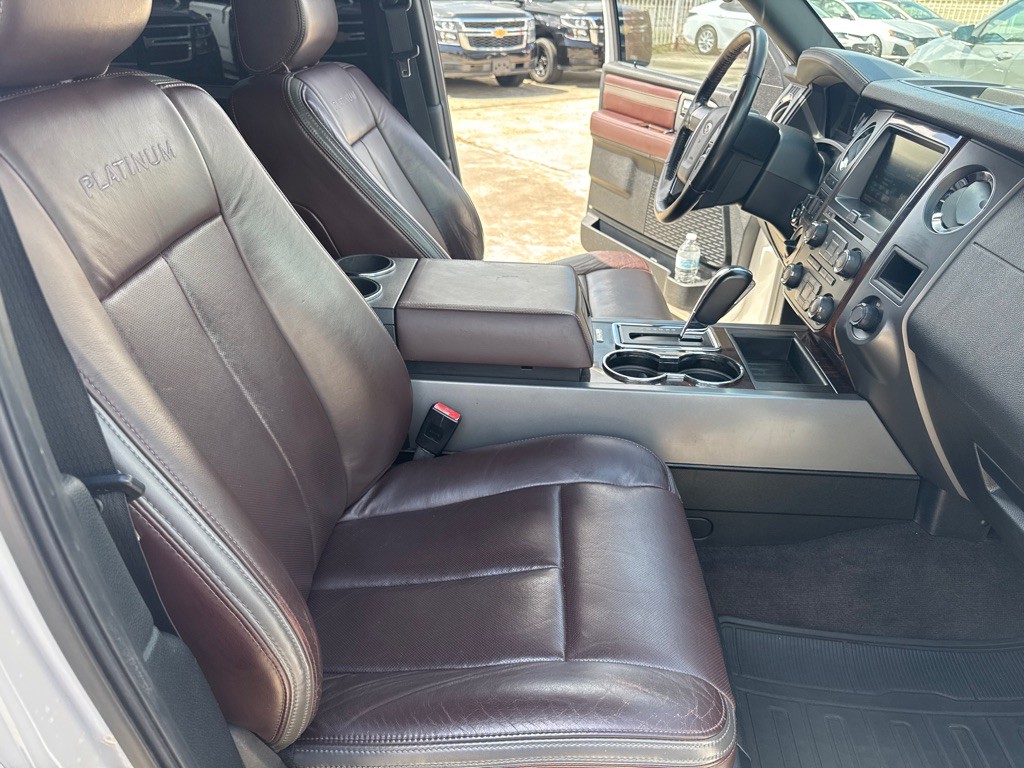 2015 Ford Expedition Image 16