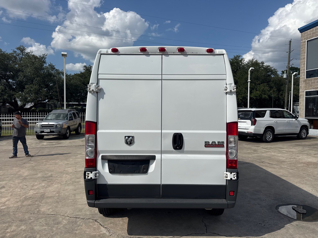2014 RAM Promaster Image 5