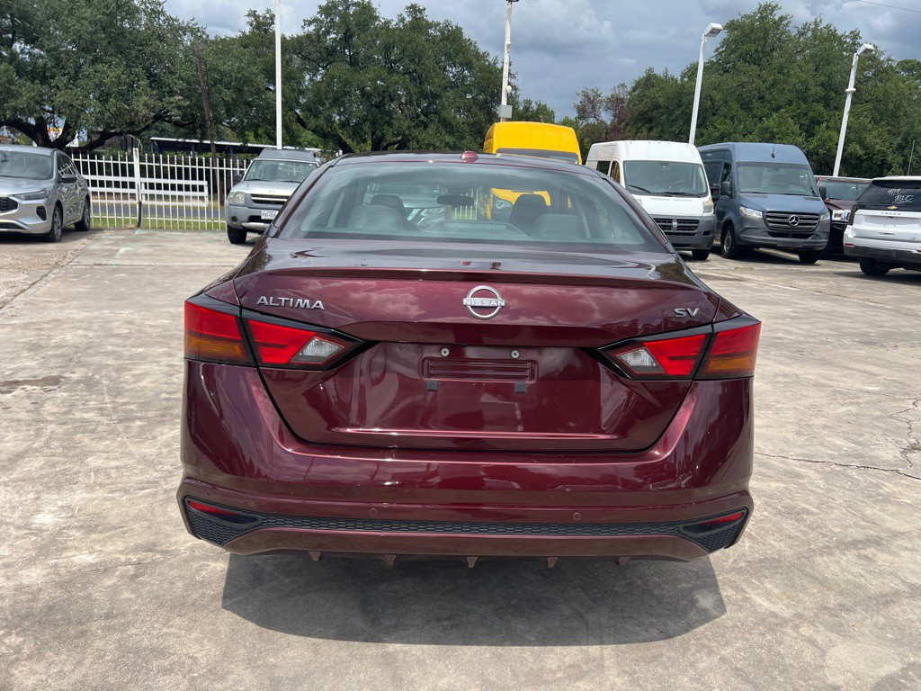2024 Nissan Altima Image 6