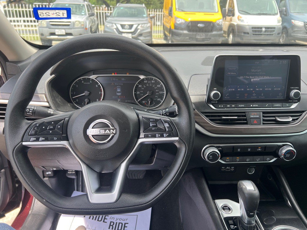 2024 Nissan Altima Image 22