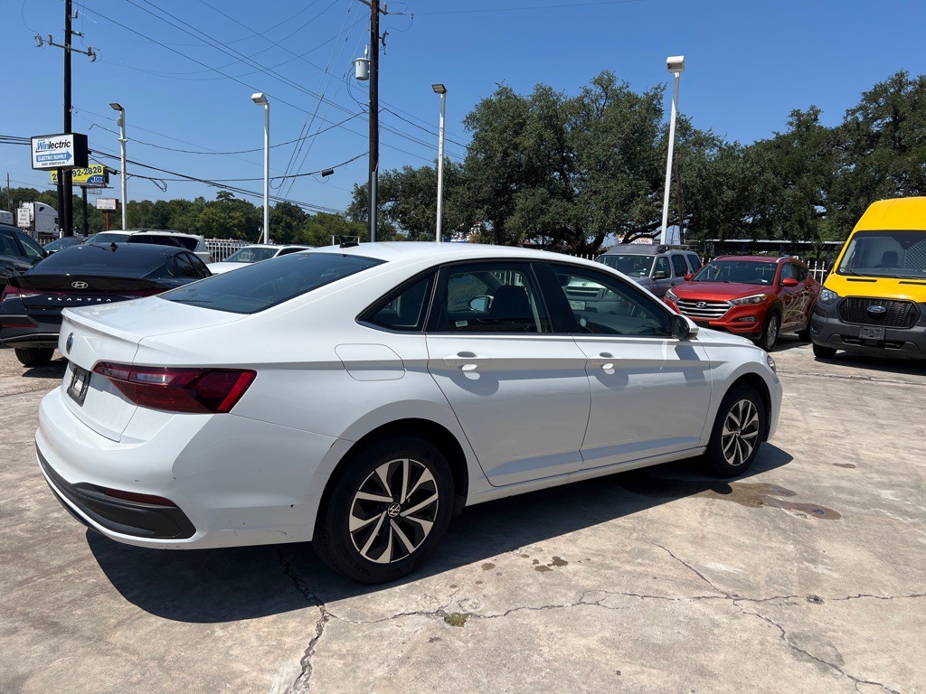 2024 Volkswagen Jetta Image 6