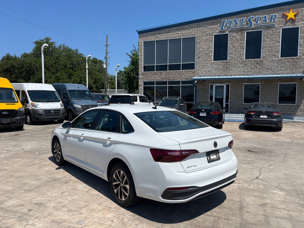 2024 Volkswagen Jetta Image 8