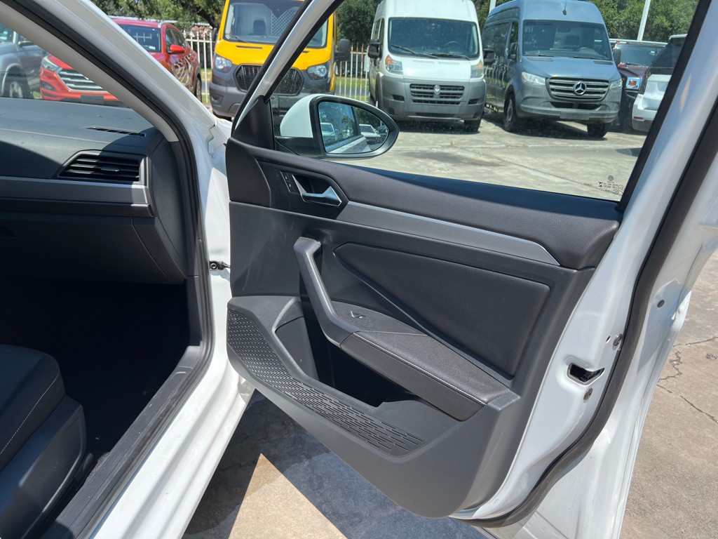 2024 Volkswagen Jetta Image 17