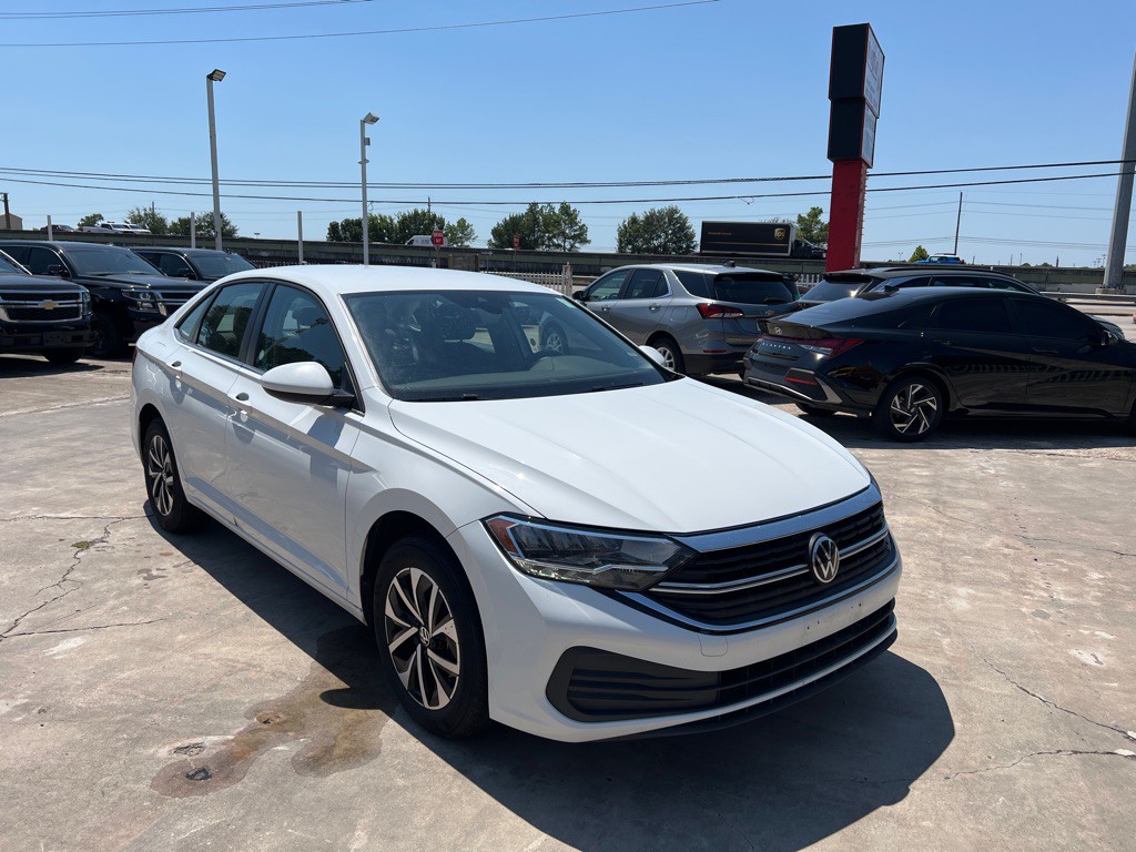 2024 Volkswagen Jetta Image 1