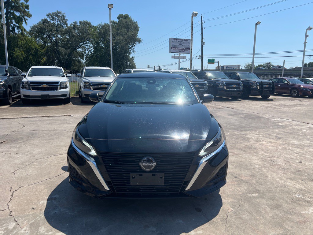 2024 Nissan Altima Image 3