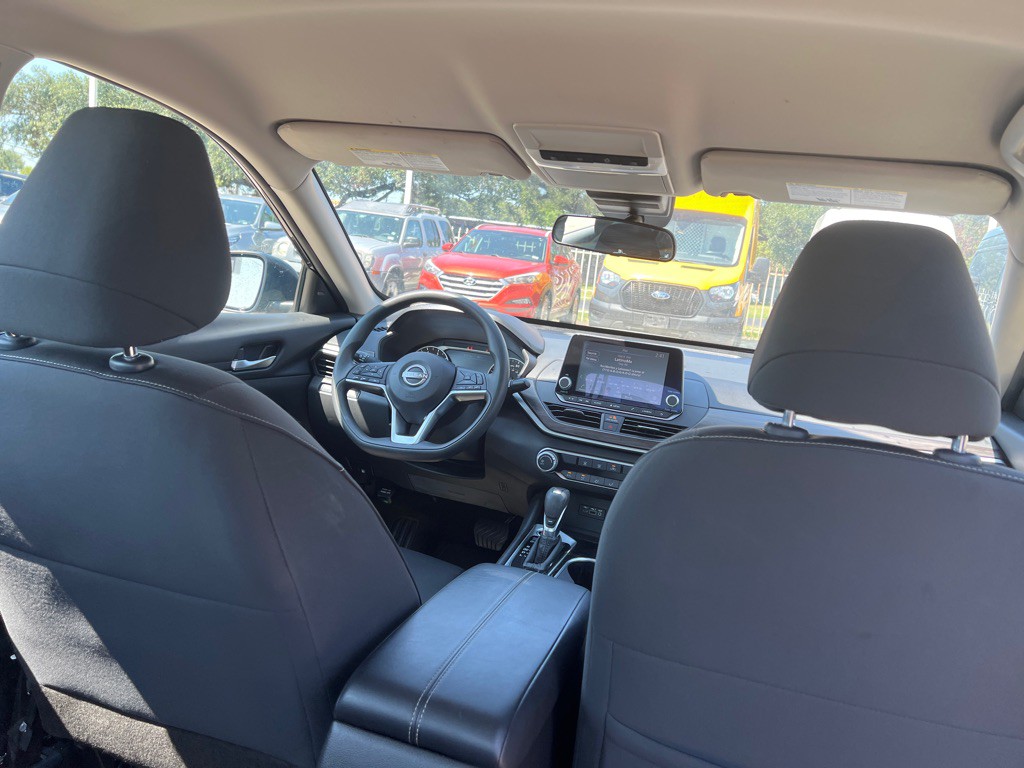 2024 Nissan Altima Image 18