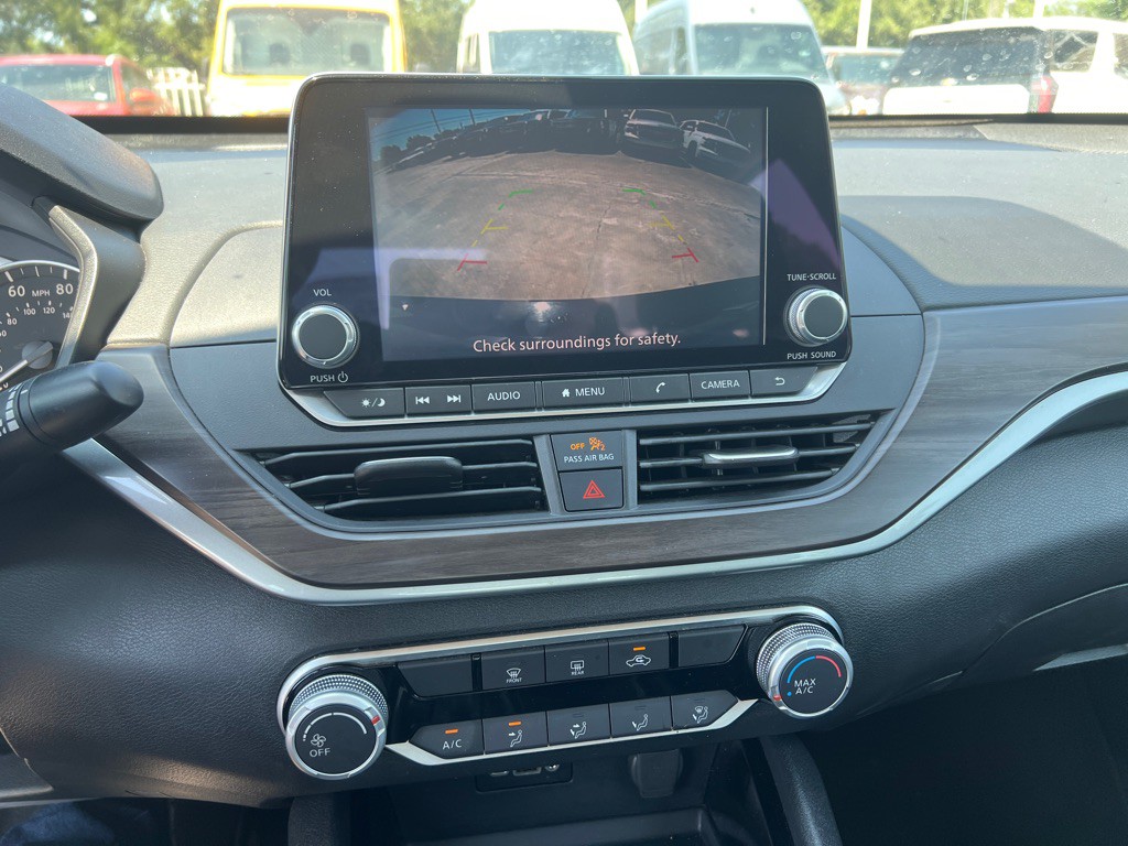 2024 Nissan Altima Image 24