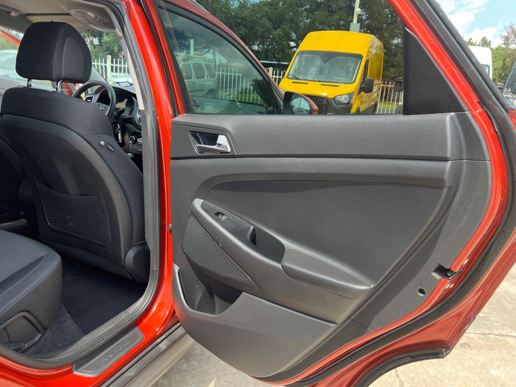 2017 Hyundai Tucson Image 15