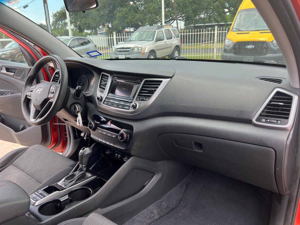 2017 Hyundai Tucson Image 19
