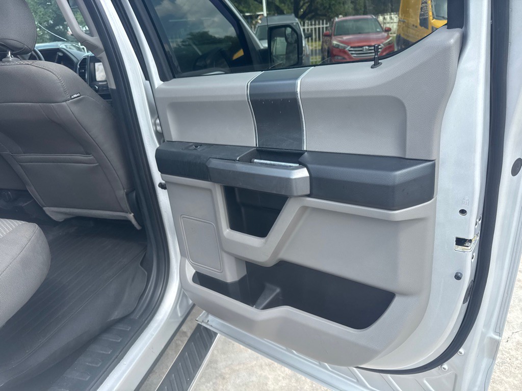 2016 Ford F-150 Image 18