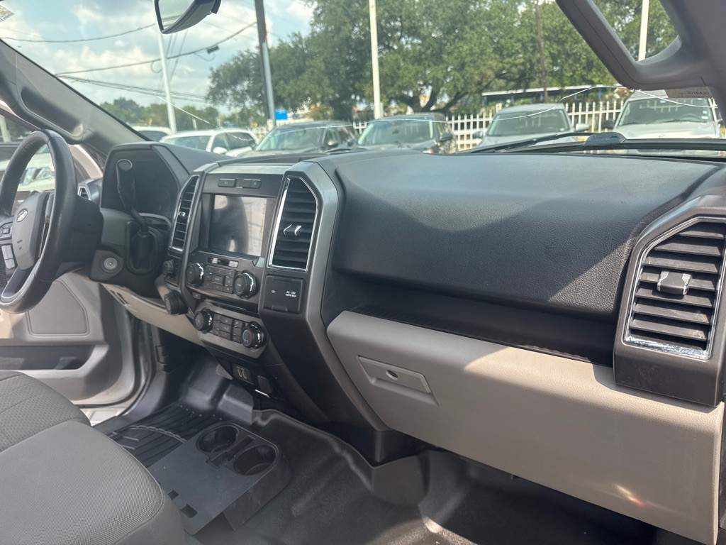 2016 Ford F-150 Image 22