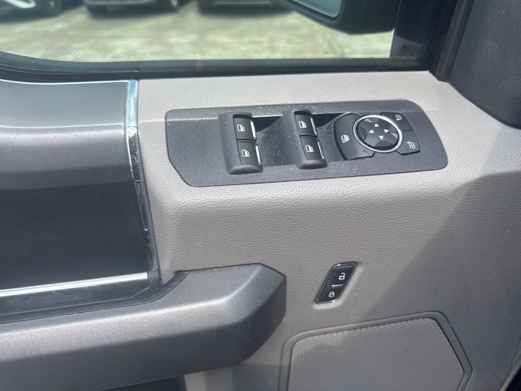 2016 Ford F-150 Image 25