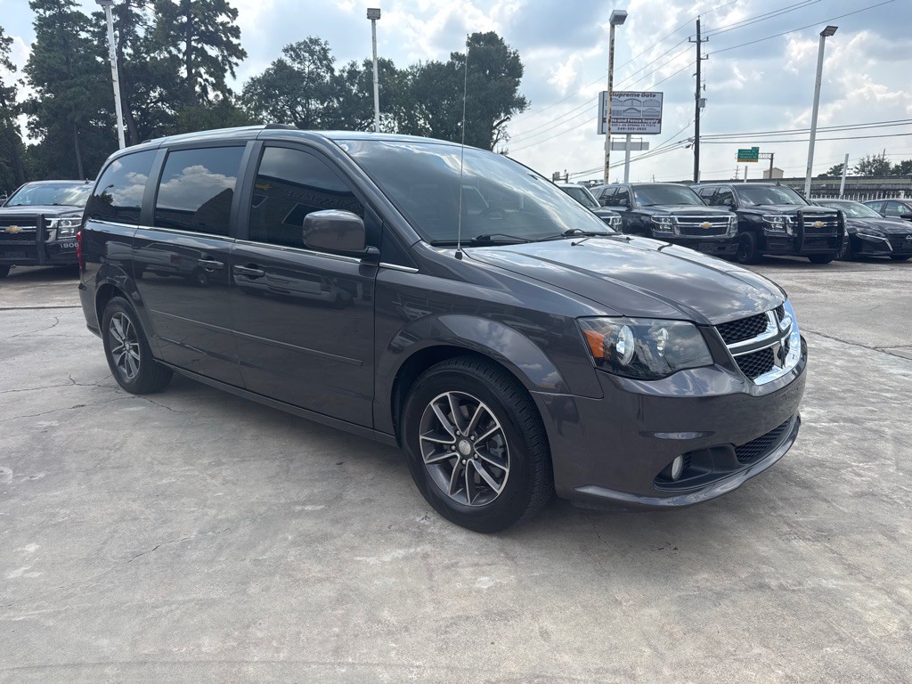 2017 Dodge Grand Caravan Image 1