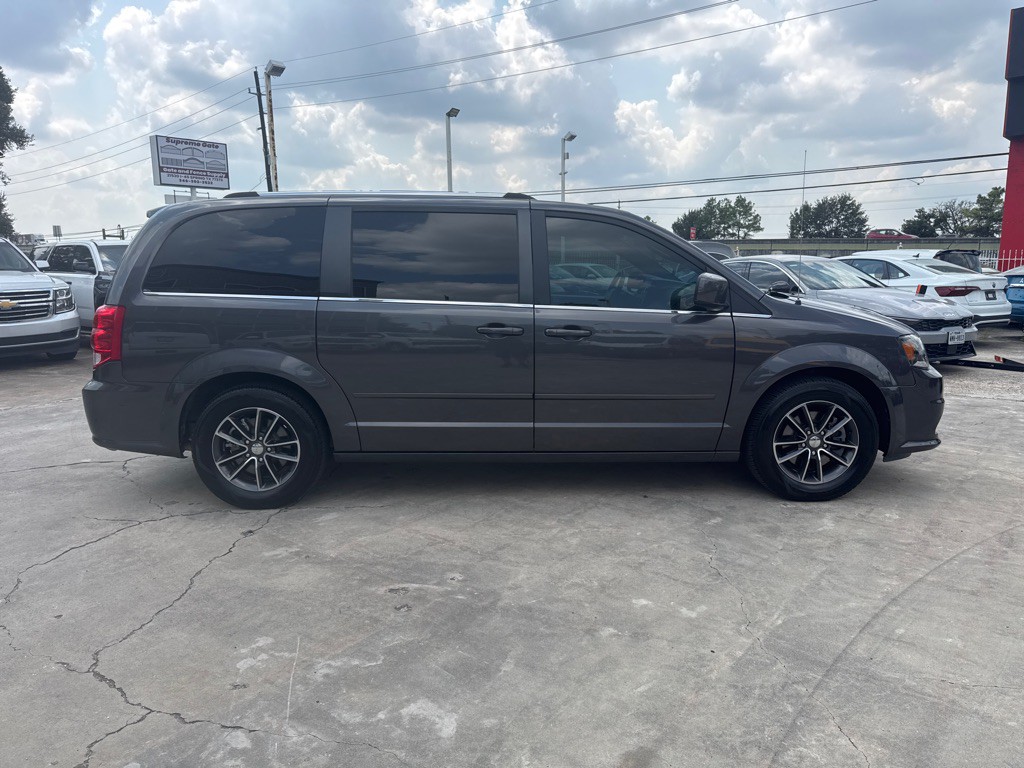 2017 Dodge Grand Caravan Image 7