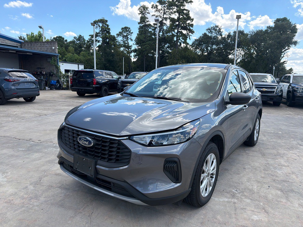 2024 Ford Escape Image 3