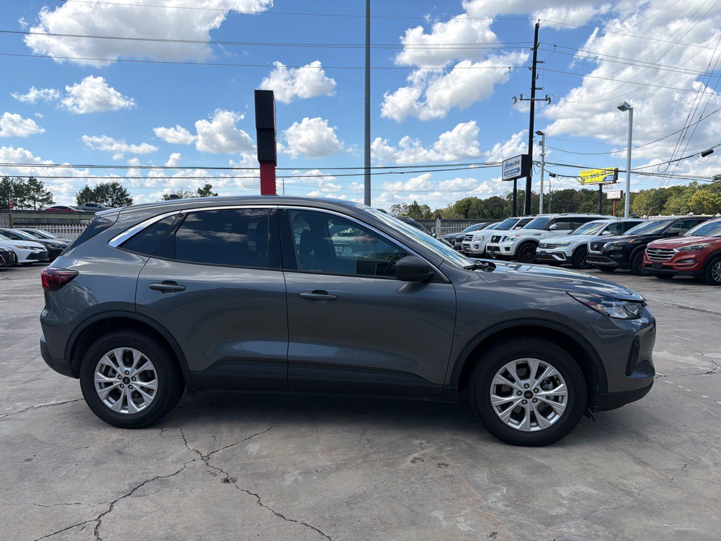 2024 Ford Escape Image 5