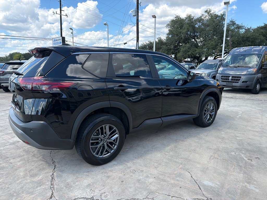 2023 Nissan Rogue Image 5