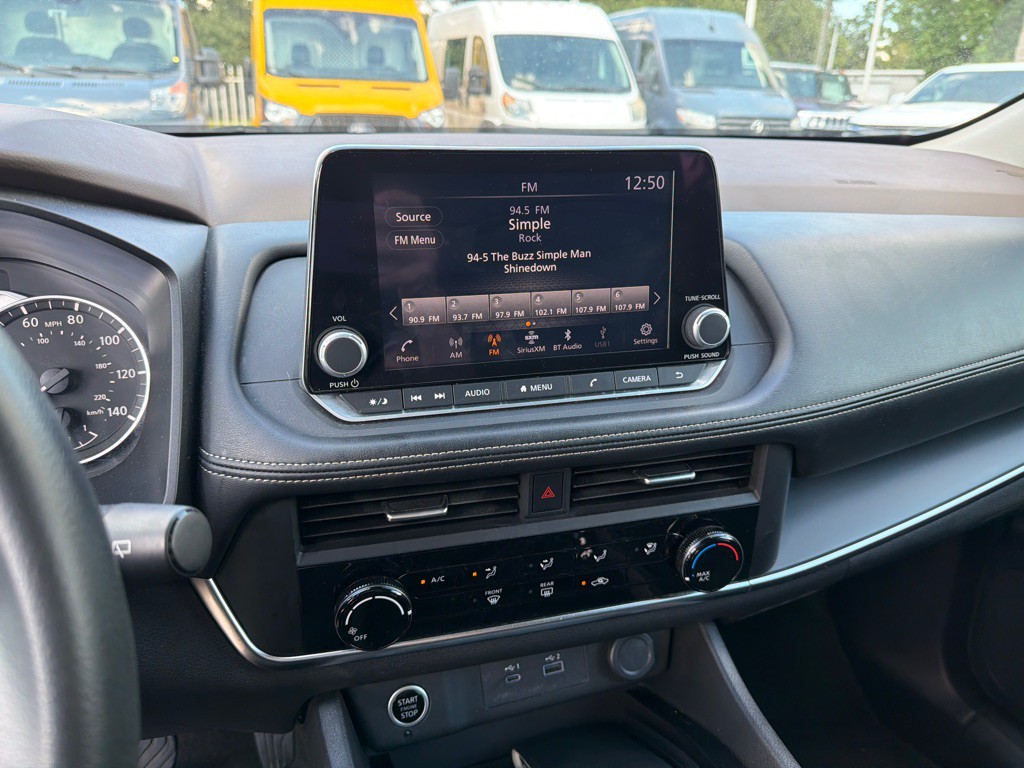 2023 Nissan Rogue Image 24