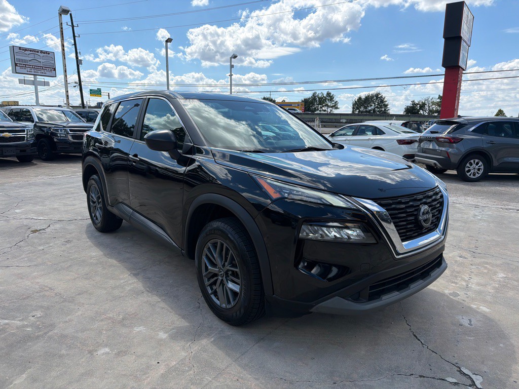 2023 Nissan Rogue Image 1