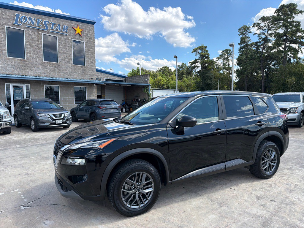 2023 Nissan Rogue Image 2