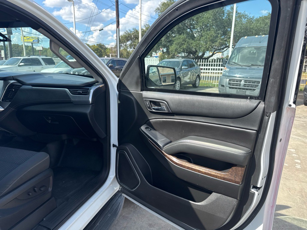 2018 Chevrolet Tahoe Image 17