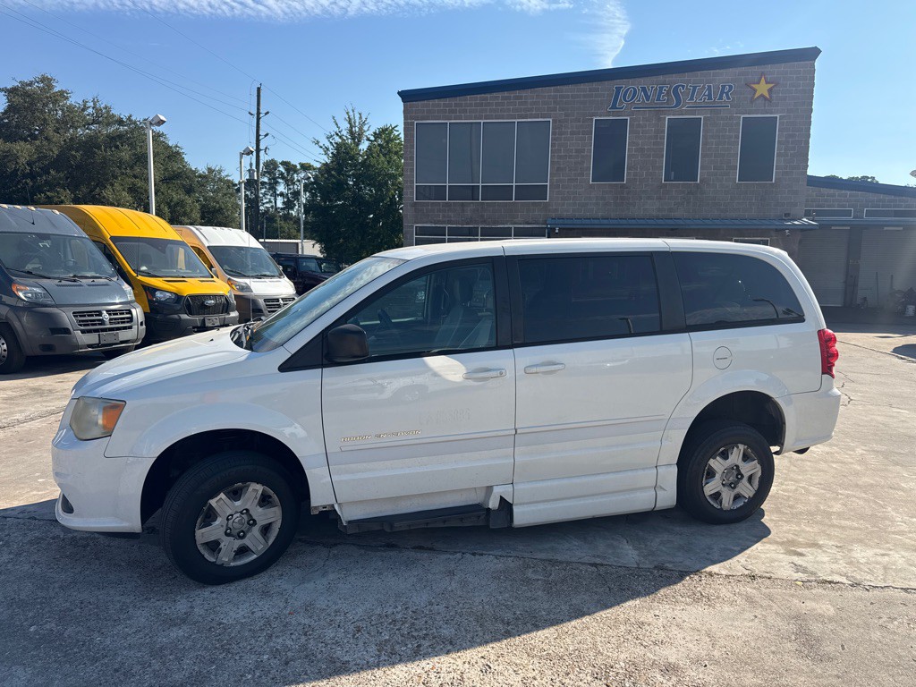 2011 Dodge Grand Caravan Image 8