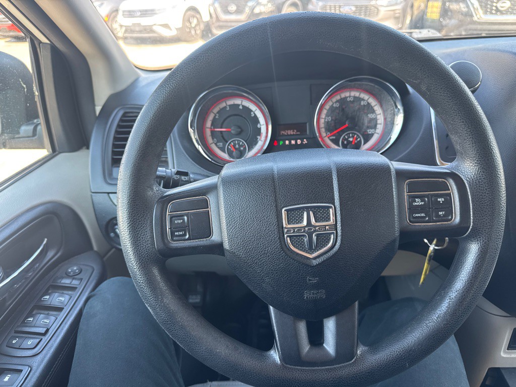 2011 Dodge Grand Caravan Image 24