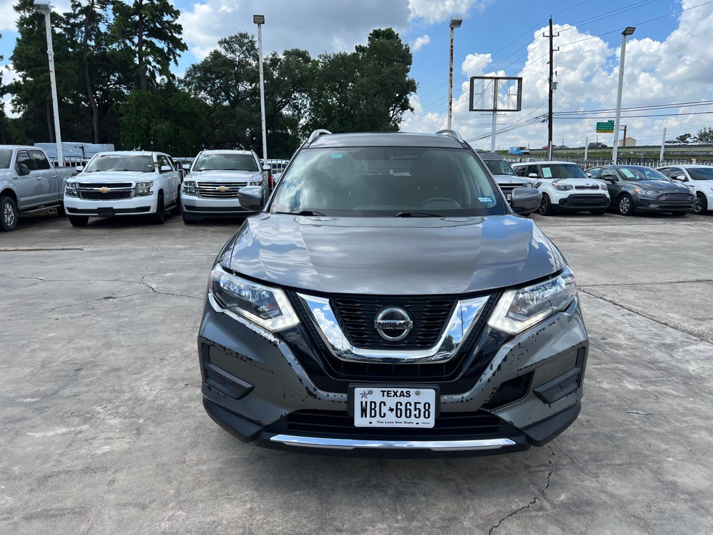 2018 Nissan Rogue Image 3