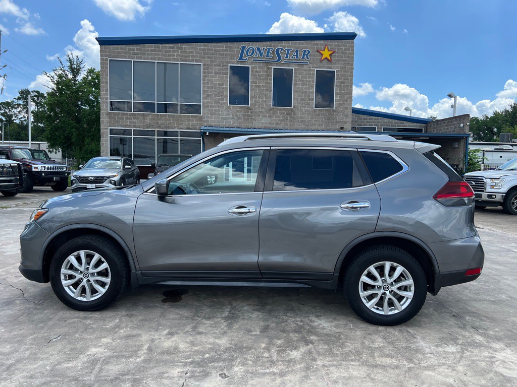 2018 Nissan Rogue Image 4