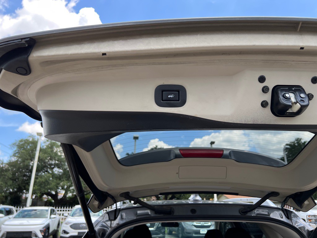 2018 Nissan Rogue Image 18