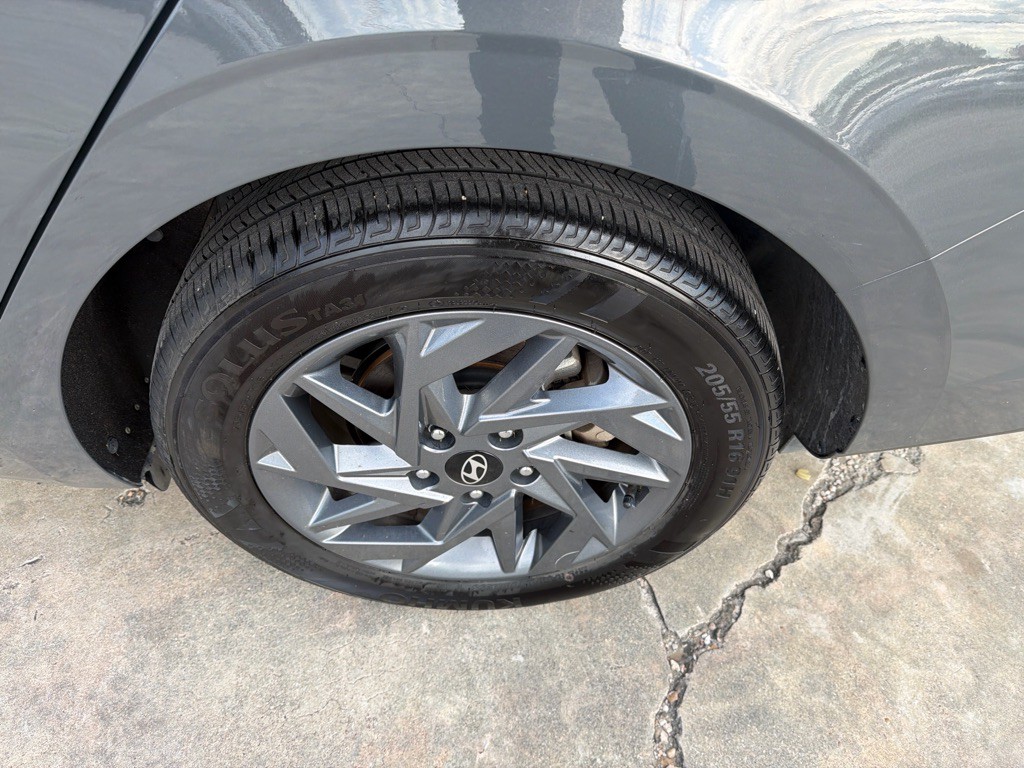 2024 Hyundai Elantra Image 22