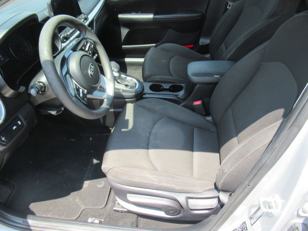 2019 Kia Forte Image 10