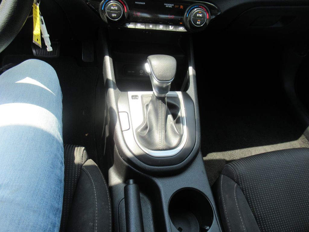 2019 Kia Forte Image 25