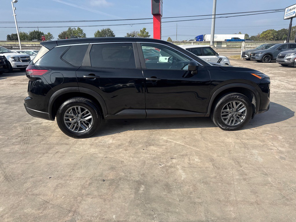 2024 Nissan Rogue Image 4