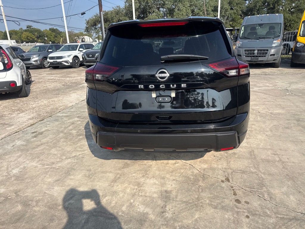 2024 Nissan Rogue Image 6
