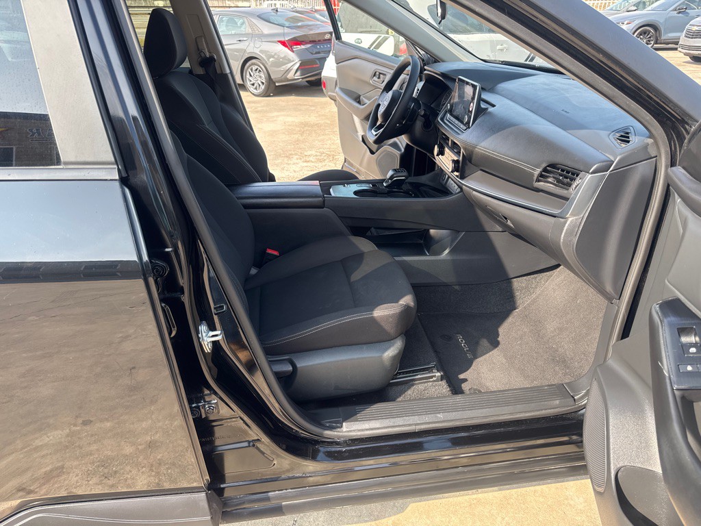 2024 Nissan Rogue Image 16