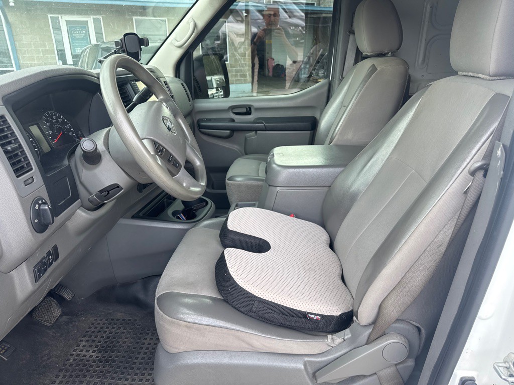 2019 Nissan NV Image 12