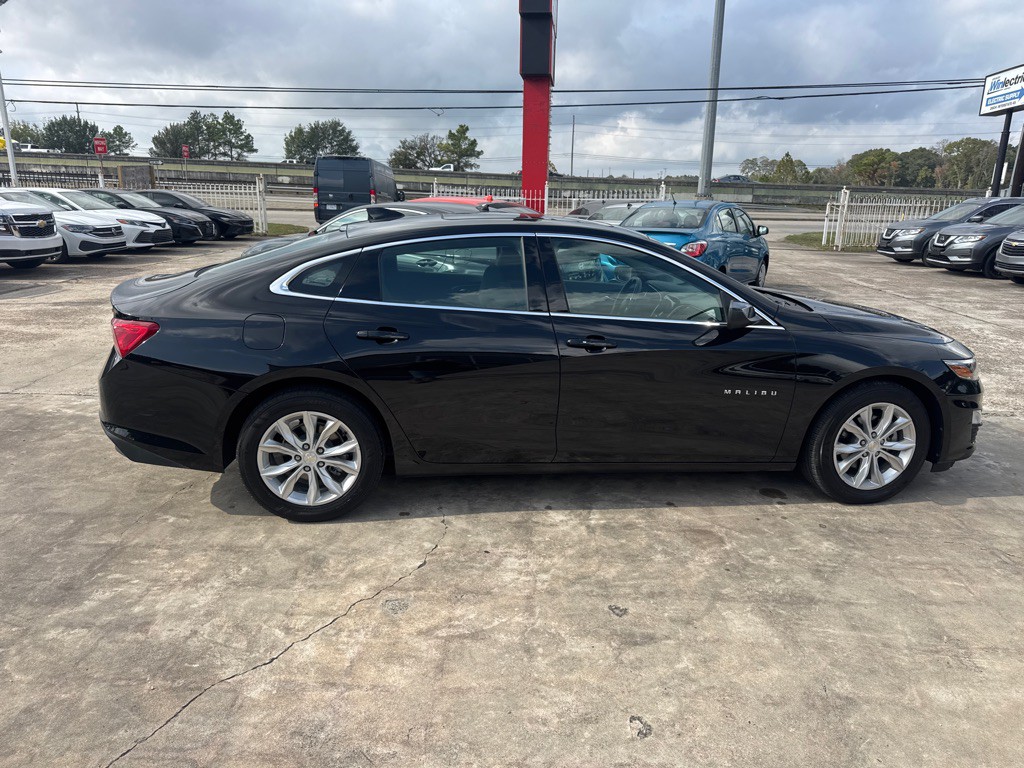 2024 Chevrolet Malibu Image 4